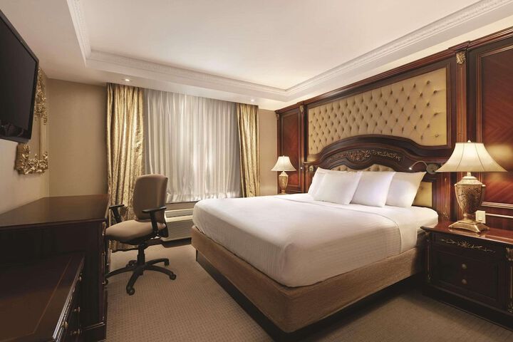 Radisson Hotel Toronto Airport West