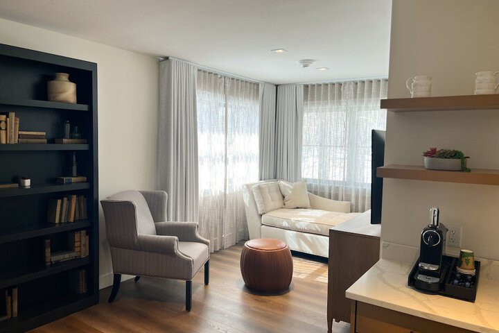 Room 56 of 155