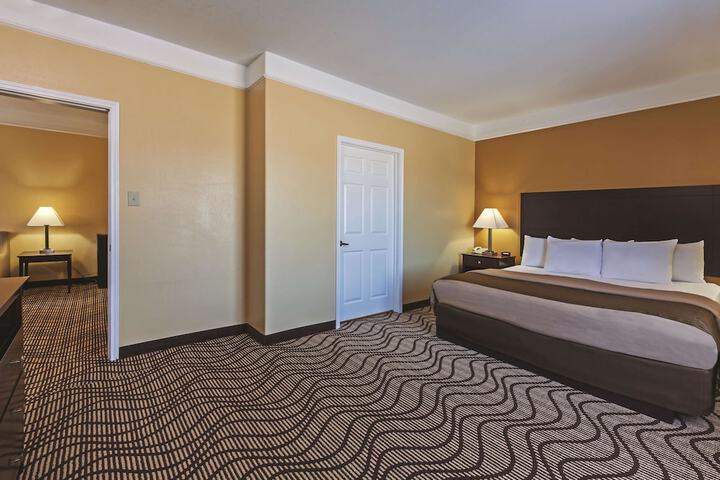Room 29 of 54