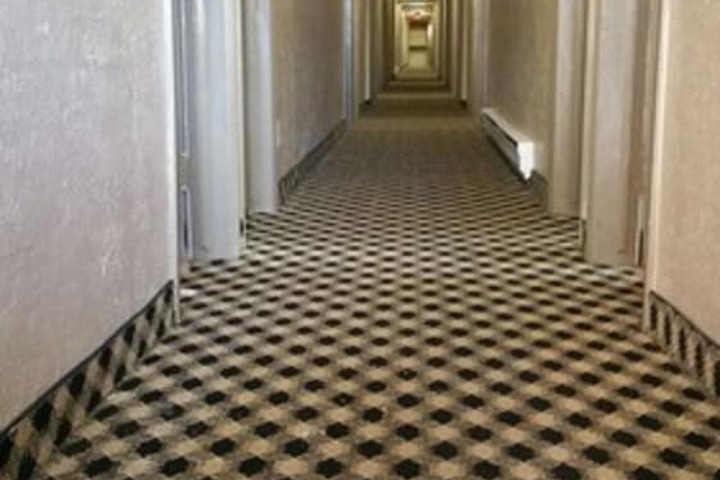 Ballroom/Hall 41 of 47