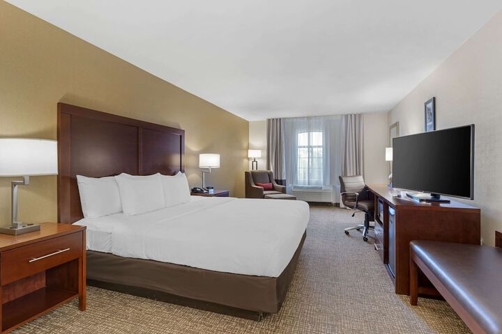 Room 27 of 36