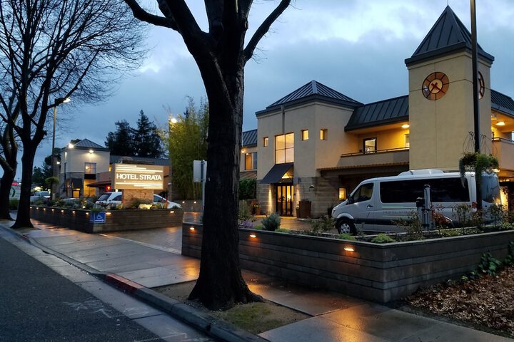 Hotel Strata