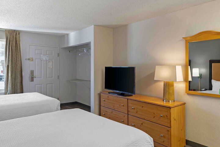 Extended Stay America Select Suites Denver Cherry Creek