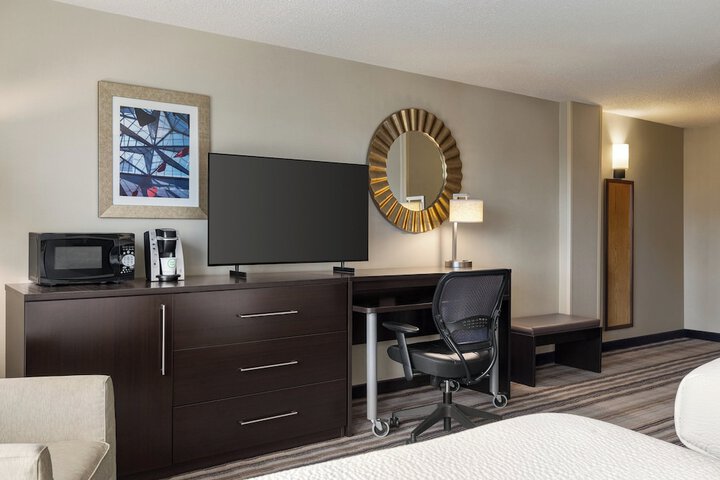 Room 26 of 43