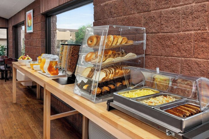 Breakfast/Coffee Service 57 of 63