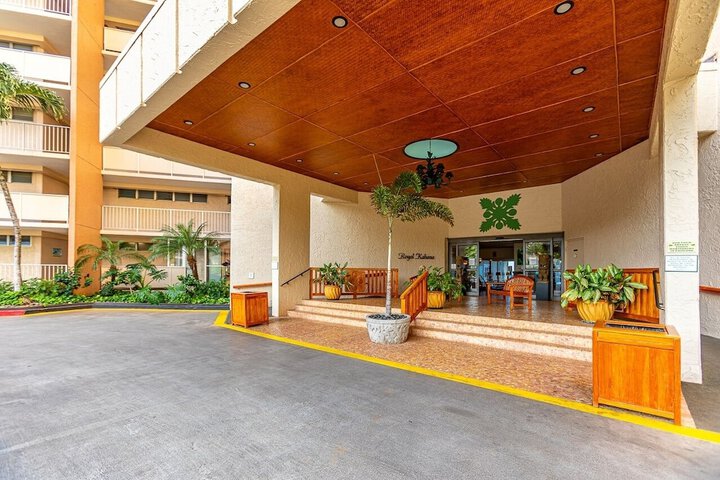 Hotel 4 of 106
