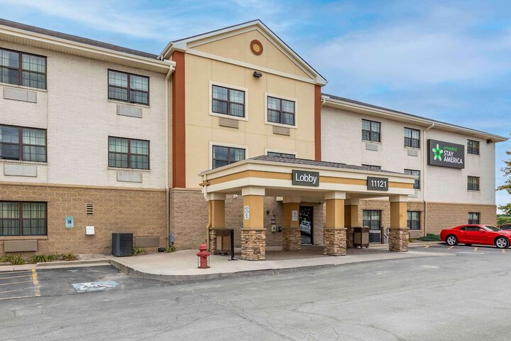 Hotel 4 of 26