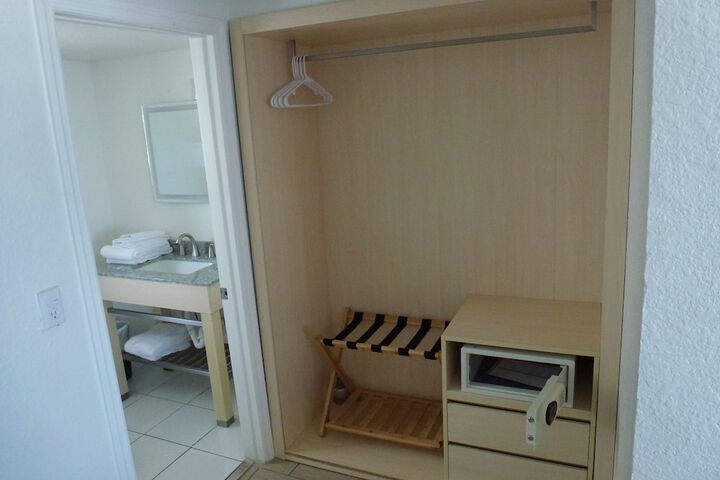 Chateau Mar Beach Resort