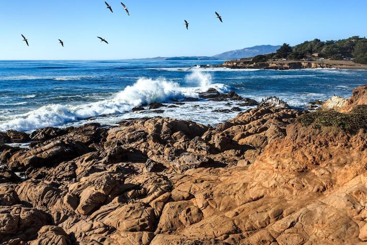 Sand Pebbles Inn