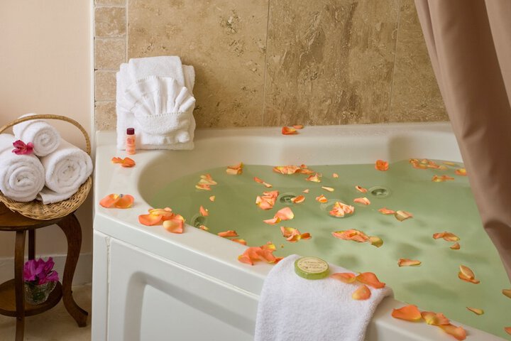 Hot Tub 188 of 196