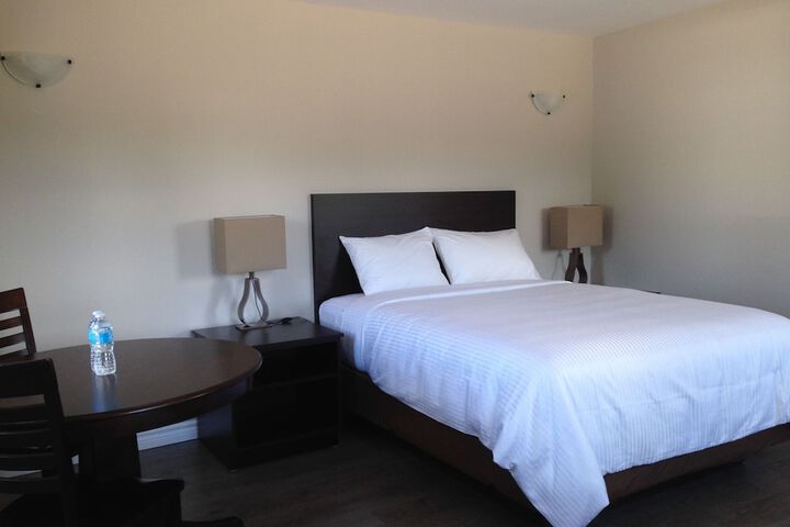 Room 5 of 26