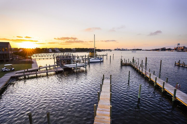 Ocracoke Harbor Inn