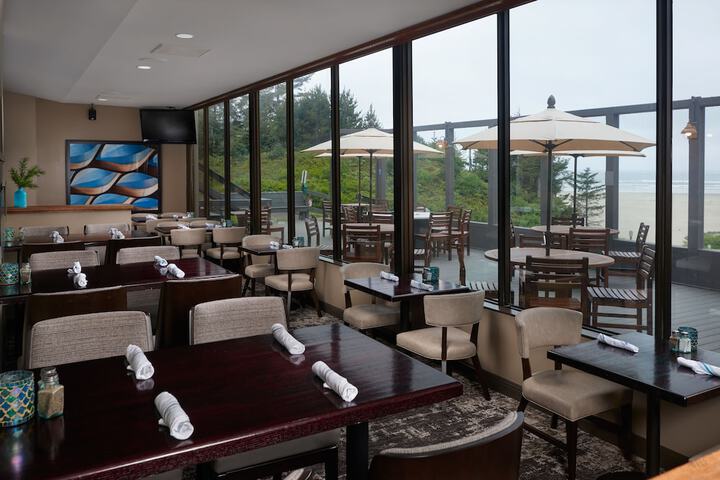 Best Western Plus Agate Beach Inn
