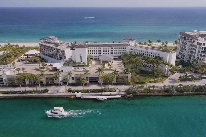 Beach Club at the Boca Raton