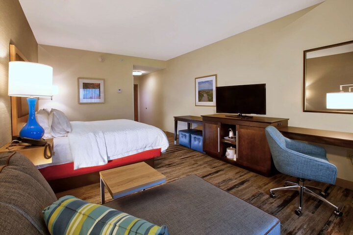 Hampton Inn & Suites Baltimore / Aberdeen