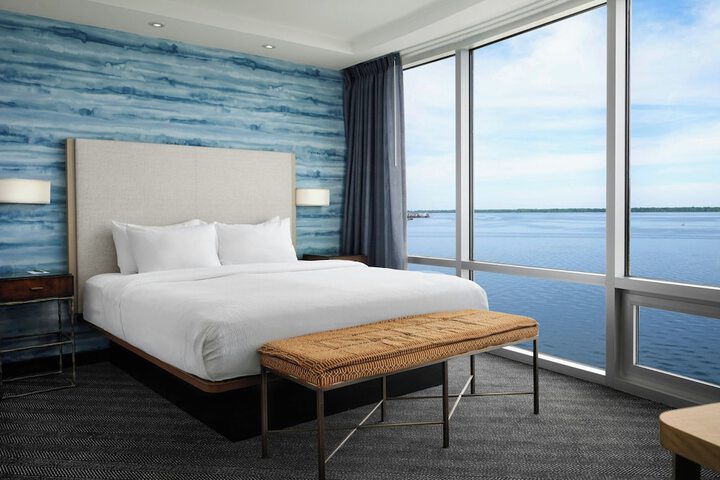 Courtyard by Marriott Erie Bayfront