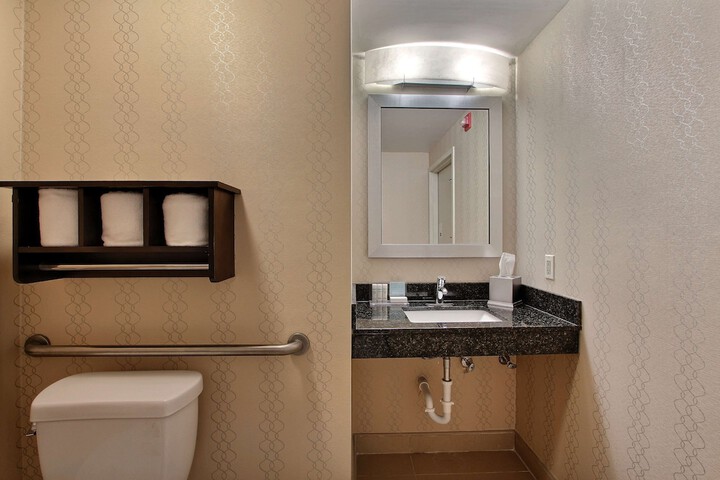 Room 18 of 29
