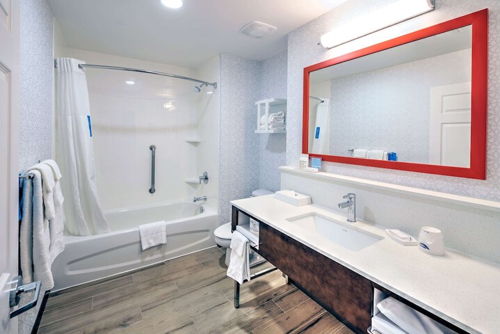 Hampton Inn by Hilton Ottawa