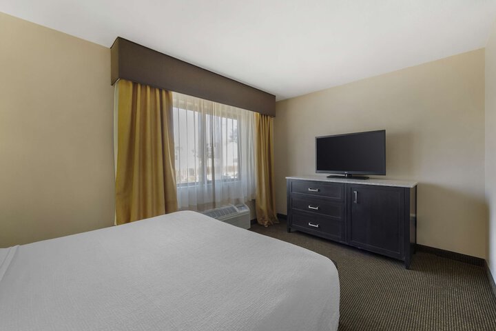 Room 19 of 41