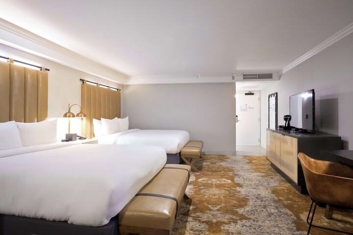 Room 46 of 84