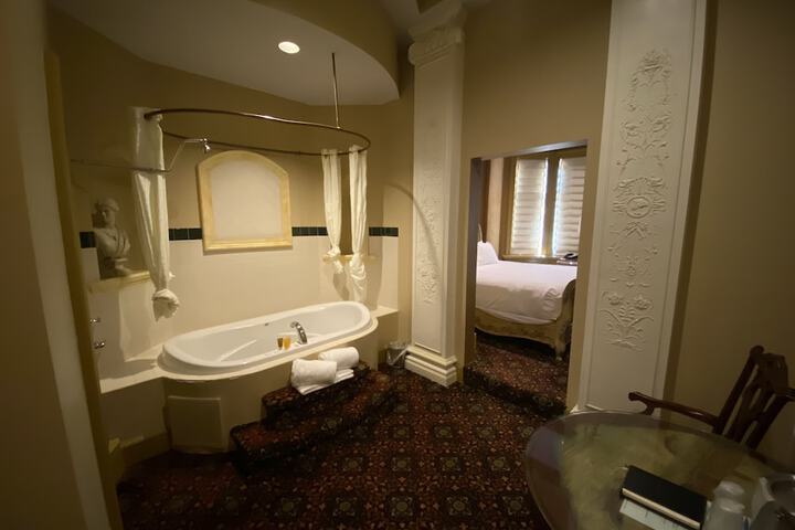 Room 91 of 151