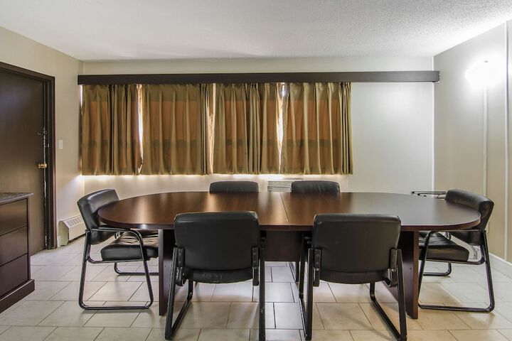 Room 25 of 67