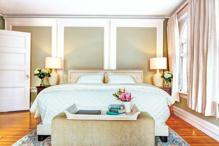 Room 22 of 34