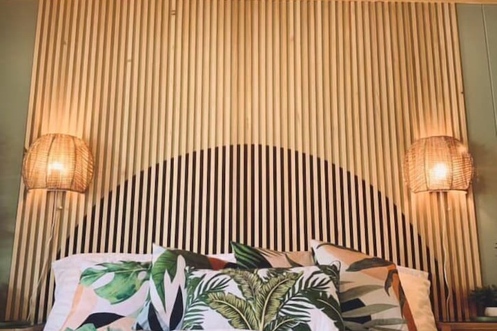 Room 45 of 100