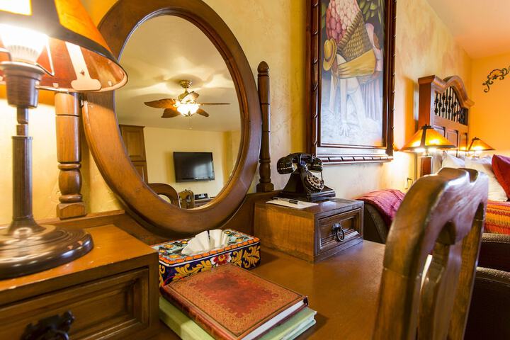 Avila La Fonda Hotel