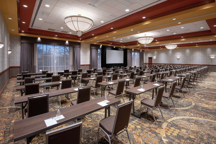 Embassy Suites Northwest Arkansas - Hotel Spa & Convention