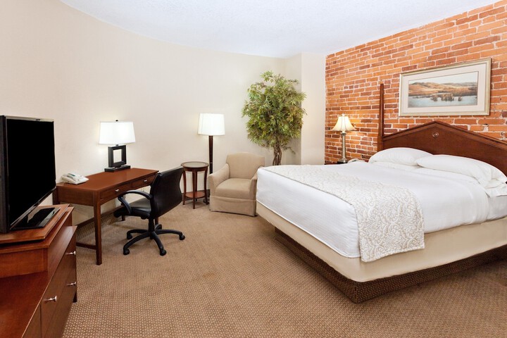 Hawthorn Extended Stay by Wyndham Rome