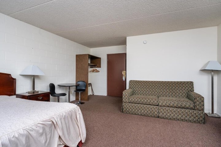 Room 22 of 31