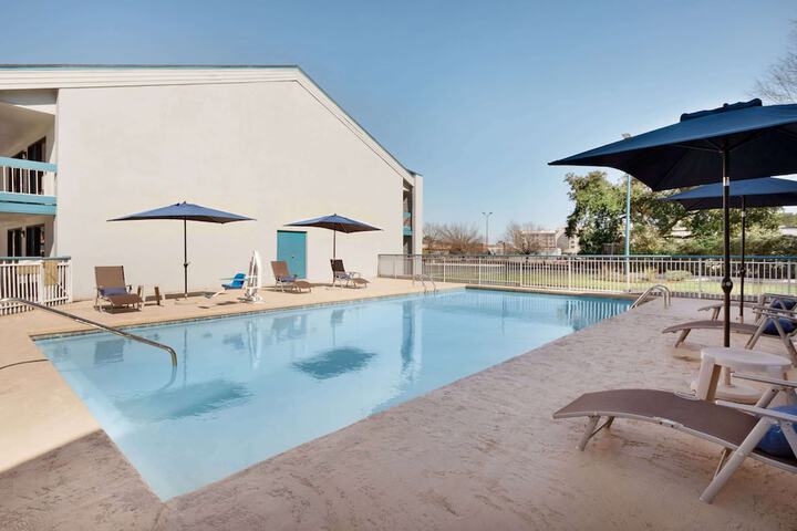 Pool 9 of 46