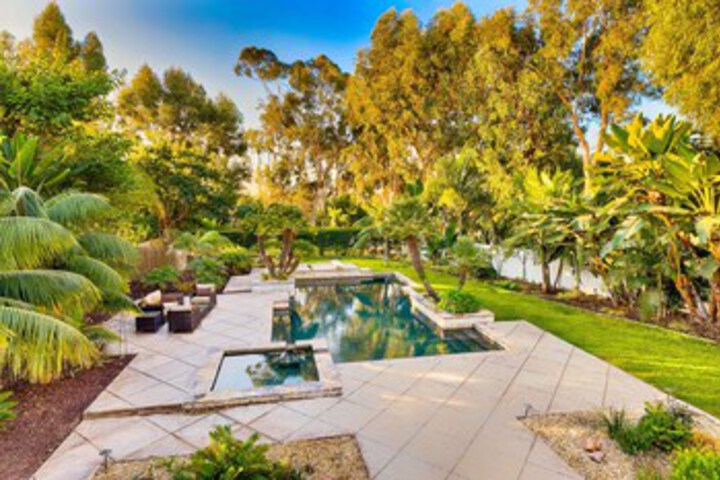 5BDRM Villa Via Mil Cumbres