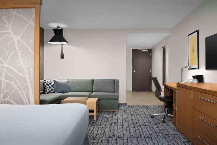 Hyatt Place Boulder / Pearl Street