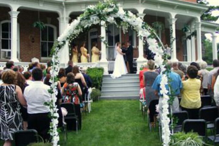 Pinehill Inn
