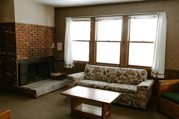 Room 86 of 132