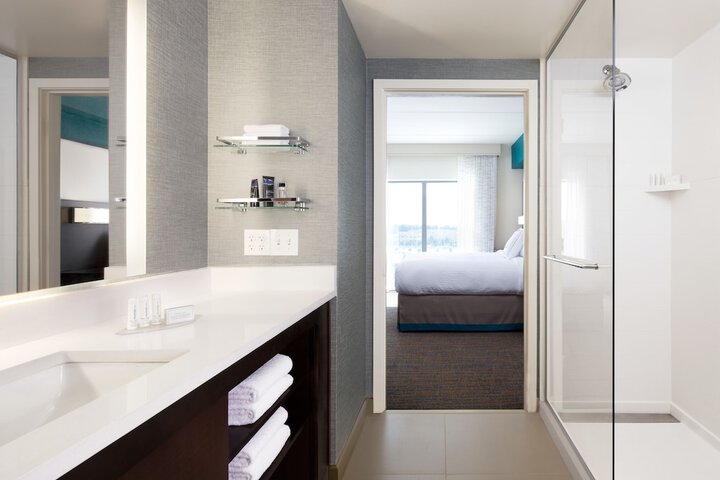 Residence Inn New York The Bronx at Metro Center Atrium