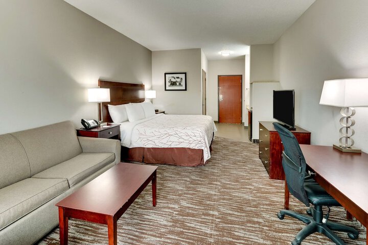Room 14 of 37