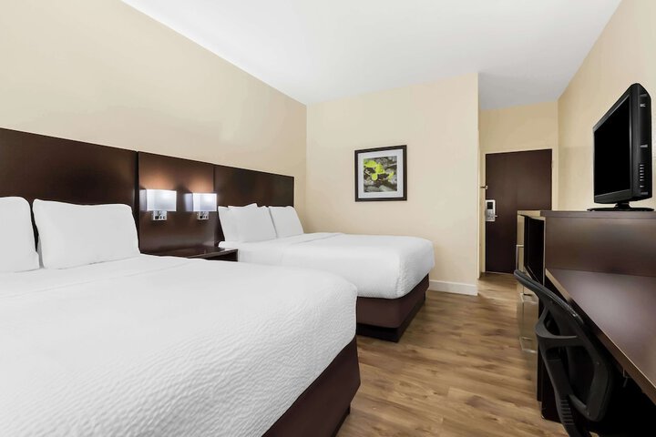 Room 16 of 30