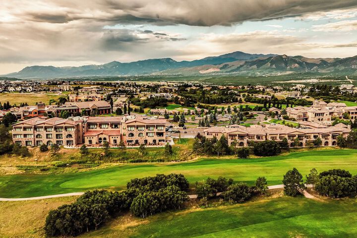 Flying Horse Resort & Club