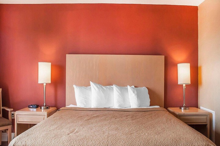 Room 20 of 32