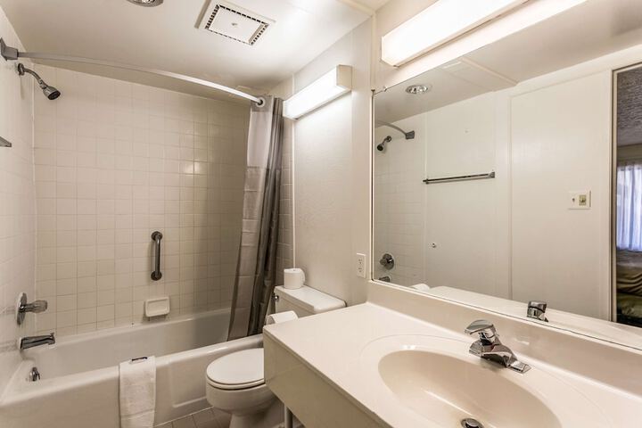 Americas Best Value Inn Edgewood