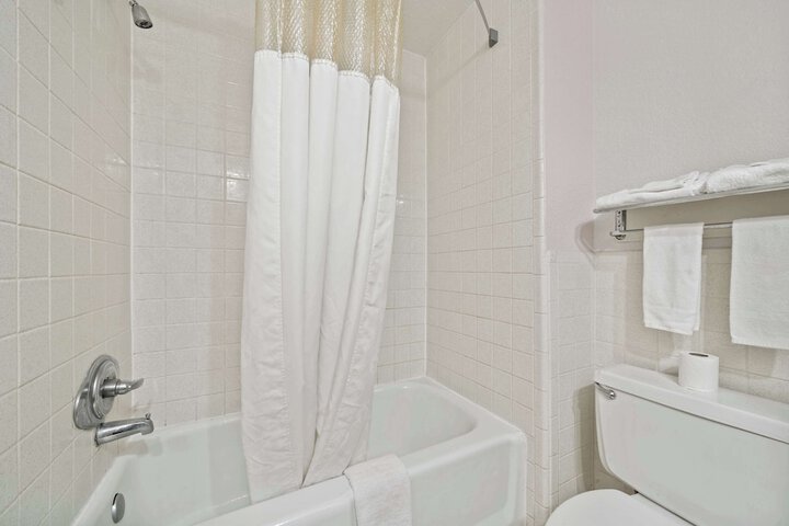 Americas Best Value Inn & Suites Brenham