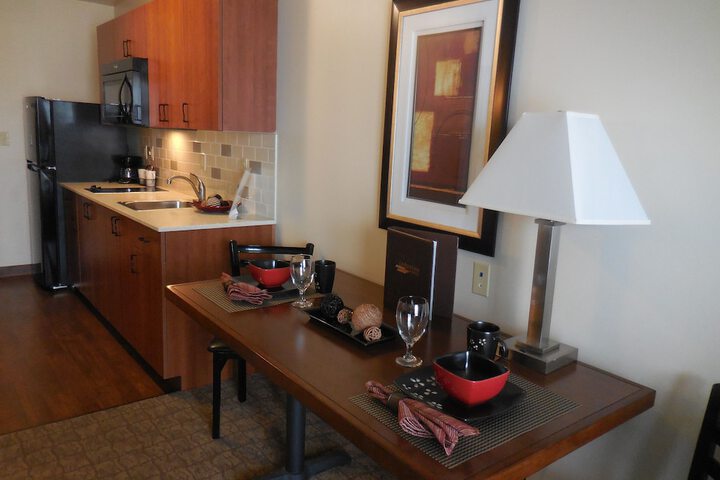 Room 27 of 35