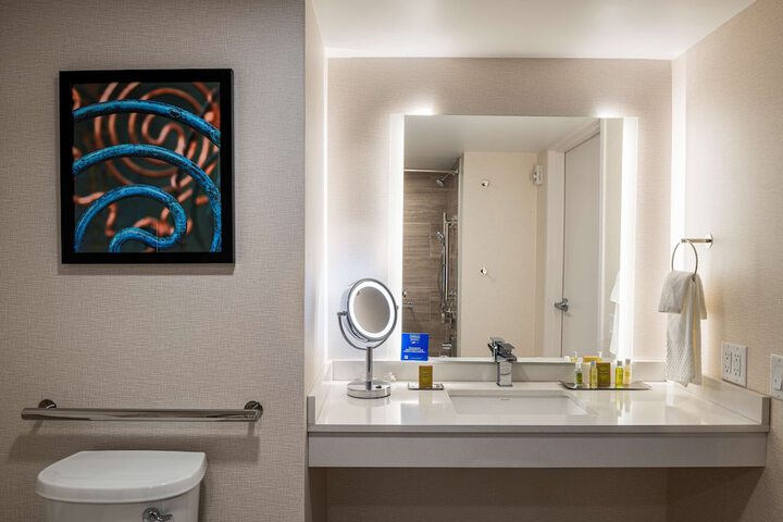 Room 41 of 80