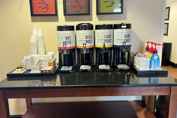Breakfast/Coffee Service 18 of 20