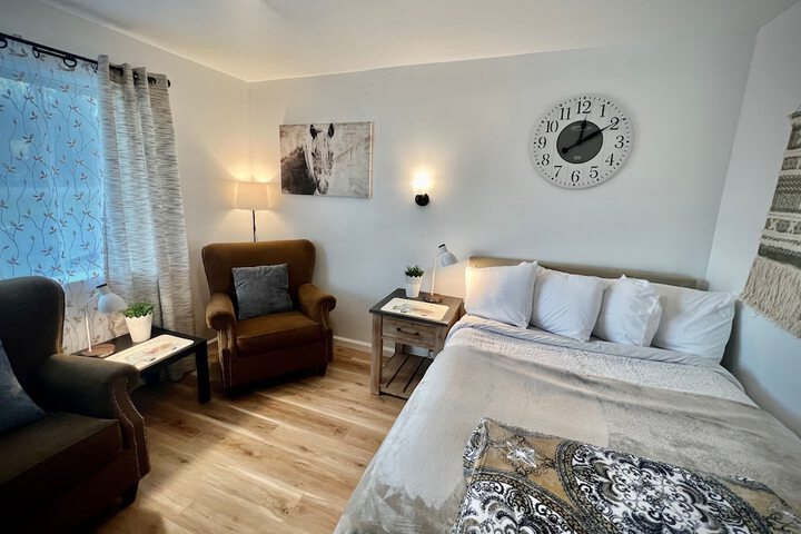 Room 7 of 24