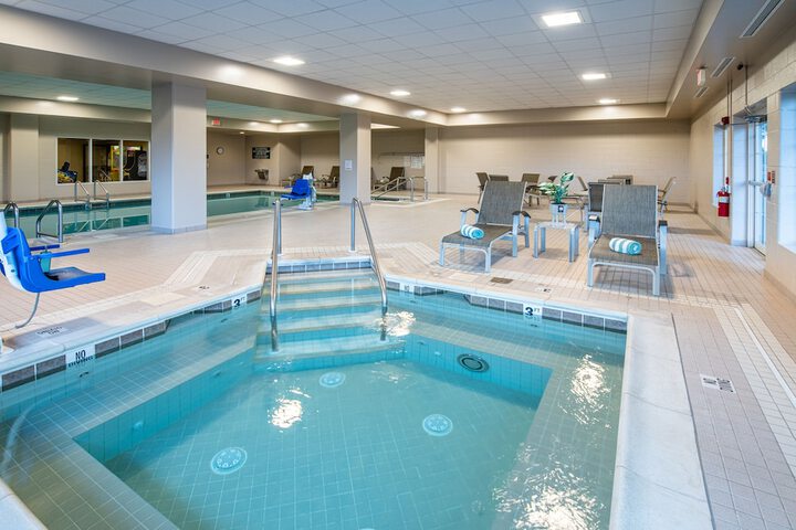 AmishView Inn and Suites
