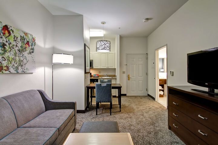 Room 17 of 41